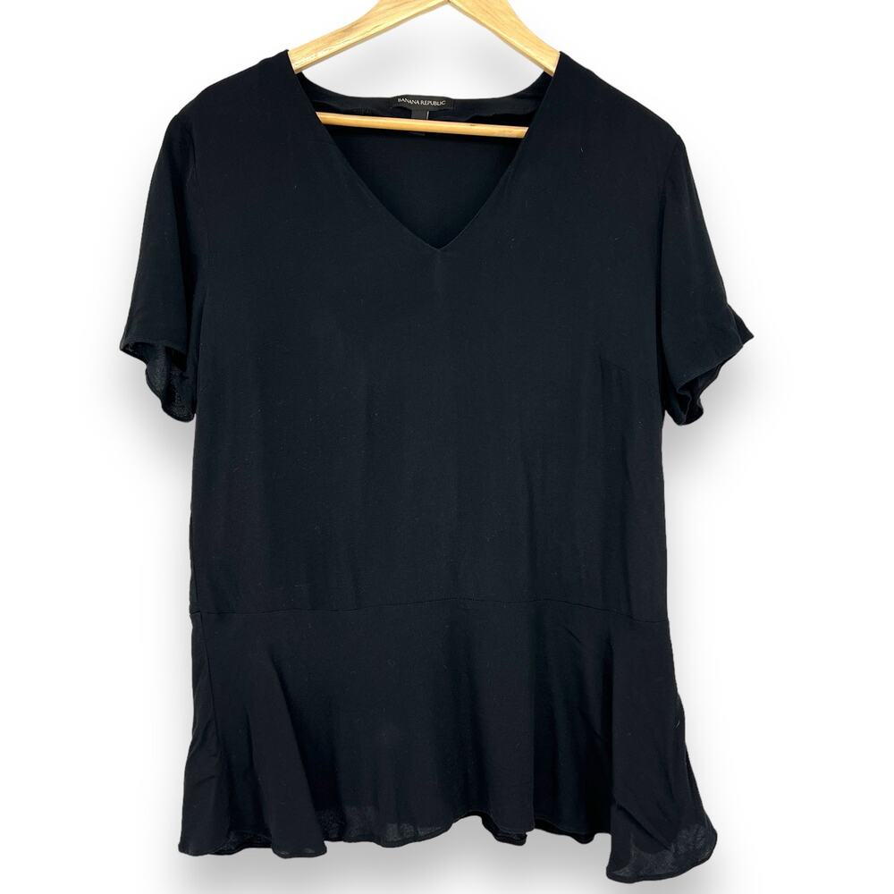 Banana‎ Republic Peplum Short Sleeve Blouse Women’s L Black Classic Office